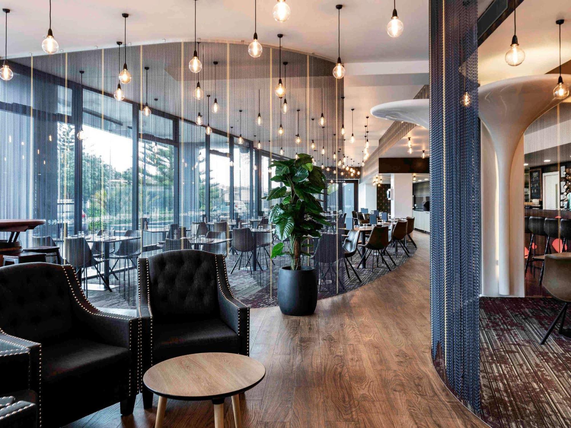 Novotel New Plymouth Taranaki Exterior photo